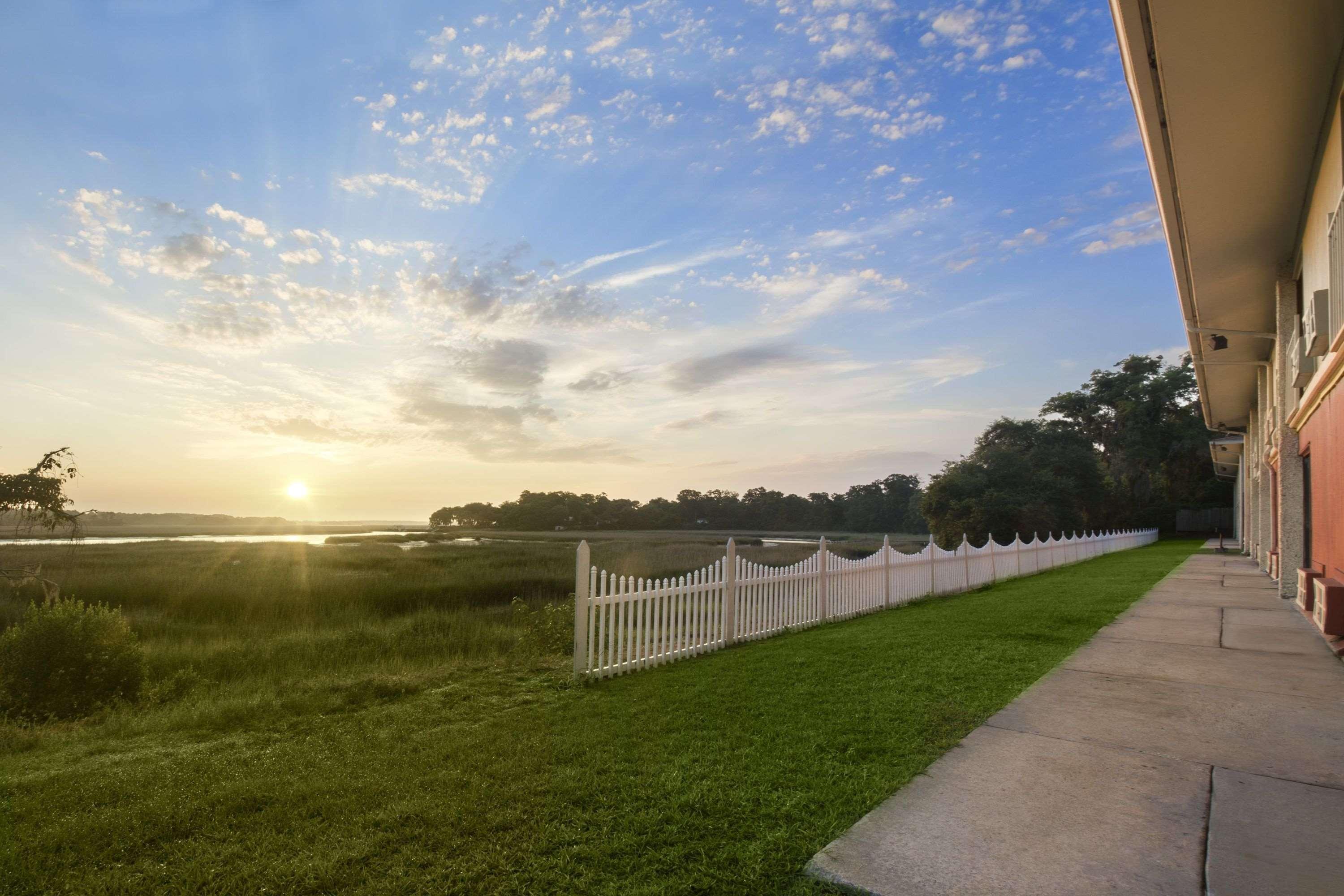 Howard Johnson By Wyndham Beaufort/Parris Island Luaran gambar